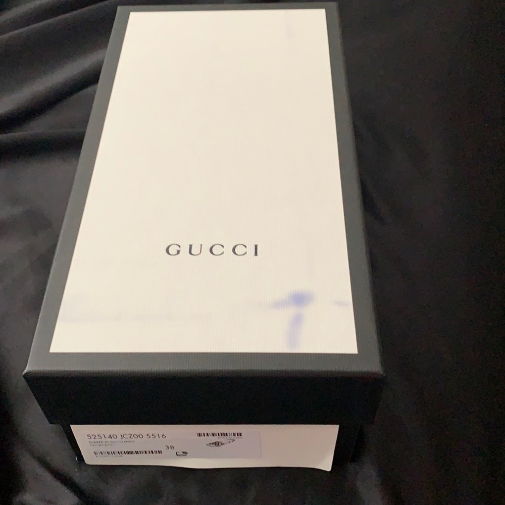 Bought these online and they are too small.Must Go